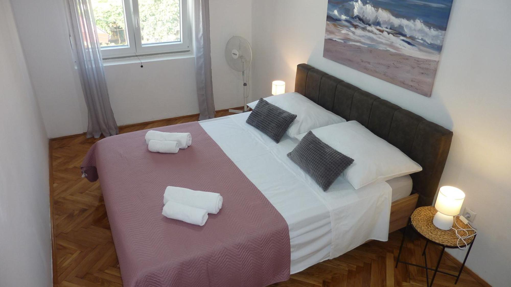 Laguna Apartman *